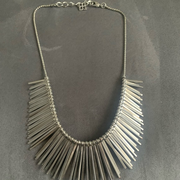 Beautiful Rare HTF Bcbg Max Azria Statement Necklace - Picture 7 of 12